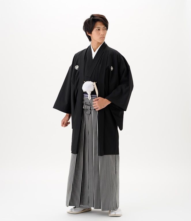 Chú rể trong bộ lễ phục Montsuki haori hakama